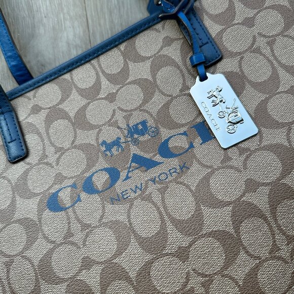 Coach Signature Tote Bag in Beige & Blue - Picture 3 of 16